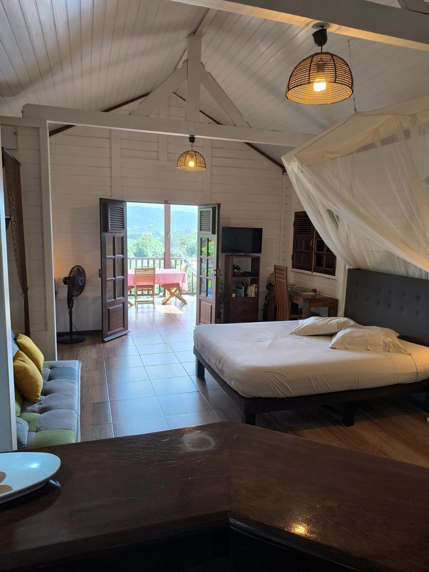 Studio Brazilia Bois Et Nature, Terrasse Avec Vue Sur Les Pitons Le Robert Exterior foto
